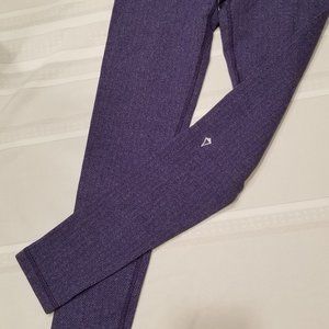 LuLuLemon Ivivva Rhythmic Tight